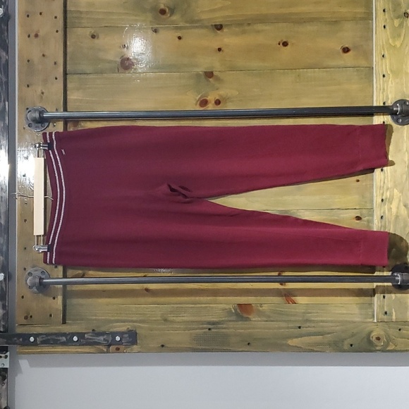 ST JOHN CASHMERE KNITCASUAL PANTS MAROON W STRIPE WAIST MEDIUM
